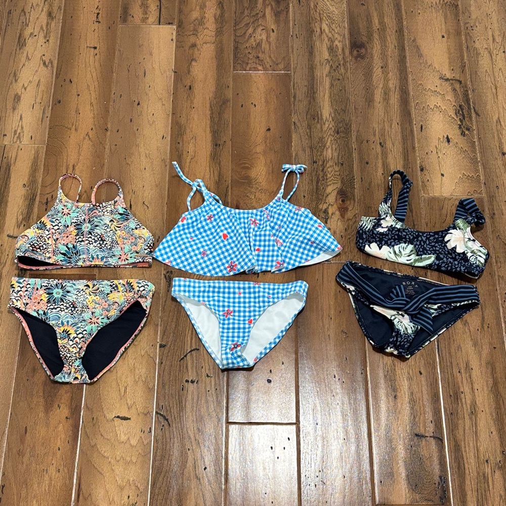 Roxy Bikinis Set of 3